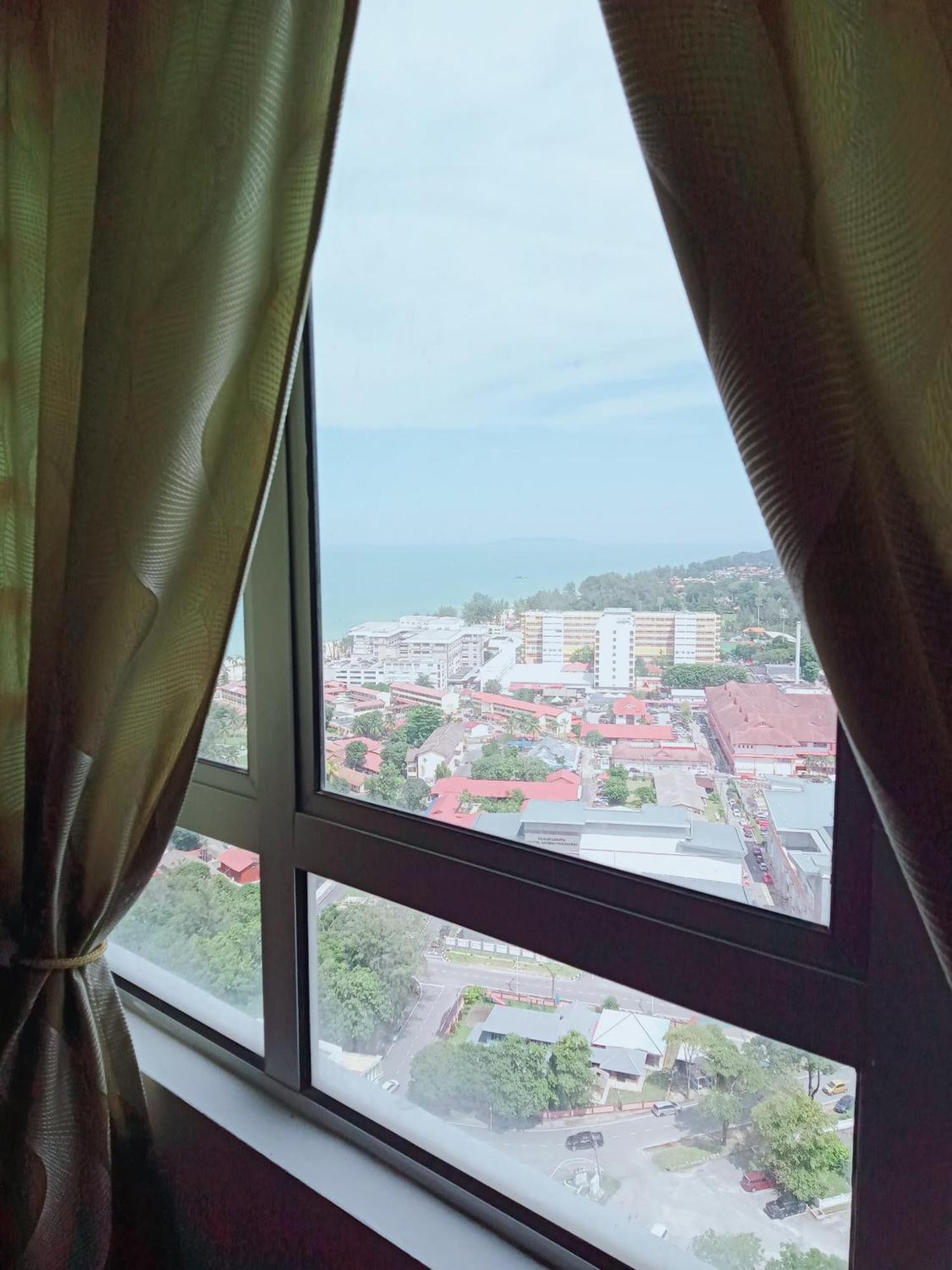 Homestay Kuala Terengganu Rose House Pantai Batu Buruk Extérieur photo